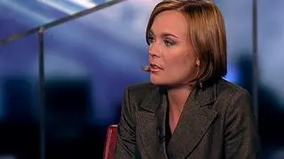 Wzrost płac jest nieodczuwalny, a firmy wciąż zwalniają. Przeciętne wynagrodzenie wzrosło w sierpniu licząc rok do roku o 3%. W ujęciu miesięcznym płace spadły srednio o 2,8 procent do 3 269 złotych. Przeciętne zatrudnienie spadło w ciągu roku o 2,2% rdr. Czy możemy liczyć na poprawę sytuacji? O tym w programie "90 minut" Marek Tejchman rozmwiał z Martą Petką Zagajewską, ekonomistką Raiffeisen Bank.