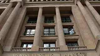 W ministerstwie finansów trwają gorączkowe prace nad budżetem
