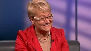 Komisja Trójstronna będzie obradować dziś nad pakietem antykryzysowym. Zawiera on 13 postulatów dotyczących zmian w prawie pracy uzgodnionych w połowie marca przez stronę związkową i pracodawców. Zawiera on projekty uelastycznienia czasu pracy, zmiany zasad regulujących zawieranie umów na czas określony, zniesienia opodatkowania zapomóg i bonów towarowych. Jak rząd przyjmuje te propozycje - w magazynie "Pieniądze od Rana" prezydent PKPP Lewiatan, Henrykę Bochniarz pytał Robert Stankiewicz.