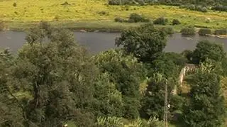 Rząd postawił sobie wysoką poprzeczkę. Załatać budżet miliardami z prywatyzacji. A źródłem tych wpływów ma być wyprzedaż energetyki. Jednak nie wszyscy w rządzie popierają te plany. Według wicepremiera Pawlaka lepiej od energetyki sprzedawać ziemię.