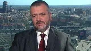 Wzrost produkcji przemysłowej znacznie poniżej oczekiwań rynku. Główny Urząd Statystyczny podał, że dynamika produkcji wyniosła w marcu 7%; rynek spodziewał się 9,7%. O to jak te wyniki przełożą się na PKB w pierwszym kwartale spytaliśmy prof. Dariusza Filara, członka Rady Gospodarczej przy premierze i byłego członka RPP. Prof. Filar skomentował również obniżenie perspektywy amerykańskiego ratingu przez agencję S&P.