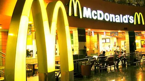 Protest pracowników McDonald's. Władze i tak zatwierdziły plan finansowy