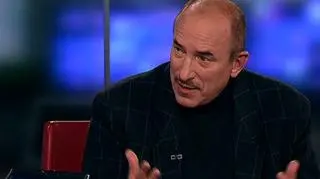 W ciągu ostatnich tygodni - TVN CNBC Biznes wykryła 2 przypadek stron internetowych kuszących niewiarygodnymi zyskami. Jednak po bliższym przyjrzeniu okazywały się to piramidy finansowe. Najpierw był to portal GoGo20, w czwartek zajmowaliśmy się sprawą portalu Plus500. Kiedy powinna nam się zapalać czerwona lampka? W magazynie "90 minut" z psychologiem biznesu, dr Leszkiem Mellibrudą rozmawiał Robert Stanilewicz.
