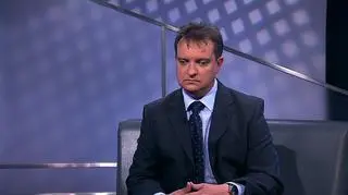 Gospodarki Wielkiej Brytanii i USA okiem polskich przedsiębiorców. S&P obniżyło rating USA, tymczasem polska Korporacja Ubezpieczeń Kredytów Eksportowych nadal ocenia Stany Zjednoczone potrójnym A. Z Piotrem Soroczyńskim, głównym ekonomistą KUKE porozmawiamy także o przyszłości Wielkiej Brytanii. Natomiast Michał Krajewski, założyciel Struxteel Steelwork Management, polski przedsiębiorca z Londynu powie o wpływie zamieszek i ewentualnych reform na prowadzenie biznesu.