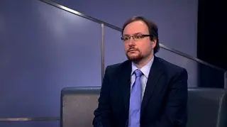 Już jutro wchodzi w życie tzw. ustawa antyspreadowa. Tymczasem kredytobiorcy mają wiele pytań, dotyczących zmian. W programie "Blajer mówi: Biznes" wraz z Jędrzejem Kondkiem z Kancelarii Barylski, Olszewski, Brzozowski postaramy się odpowiedzieć na część pytań. 