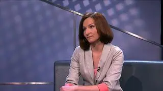 Łatwiej można zawiesić działalność gospodarczą. Weszła w życie ustawa o rachunkowości. Według niej przedsiębiorca, który zawiesił działalność nie musi prowadzić ksiąg rachunkowych, czy składać sprawozdań finansowych. Jak teraz wygląda zawieszenie firmy, mówi Aneta Wrona-Kłoczko, aplikant radcowski w M. Szulikowski i Partnerzy Kancelaria Prawna.