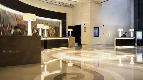 Koronawirus a gospodarka. KRD: rosną długi hotelarstwa, gastronomii i cateringu