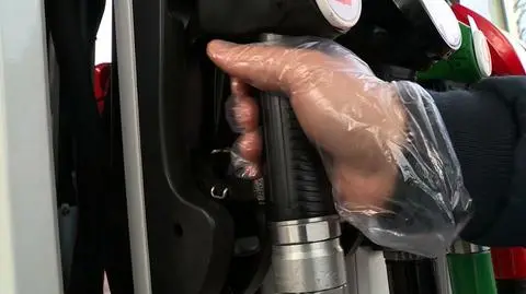 Rękawiczki na stacji benzynowej. Po co są?