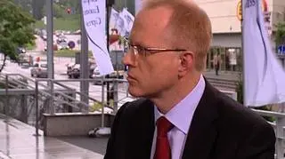 Przyszedł czas na Tauron. Jak debiut spółki zmieni GPW i kogo Tauron wypchnie z WIG20 Mikołaj Kunica pytał prezesa Giełdy Papierów Wartościowych Ludwika Sobolewskiego podczas trwającego w Katowicach II Europejskiego Kongresu Gospodarczego. Przypomnijmy cena emisyjna papierów spółki Tauron zostanie ustalona 22 czerwca, a debiut możliwy jest 30 czerwca. Zapisy na akcje inwestorów indywidualnych odbędą się między 9 a 18 czerwca, a instytucjonalnych - w dniach 22-24 czerwca. Tauron, może wejść do indeksu WIG20. 
