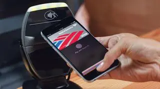 Apple Pay to mowa usługa telekomunikacyjnego giganta