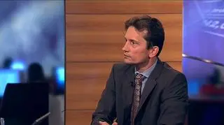 Kryzys długu na świecie zwiększa niebezpieczeństwo zatorów płatniczych. W Polsce co 4-ta faktura jest płacona w terminie. Rozmowa z Pawłem Kowalewskim z D&B Poland.