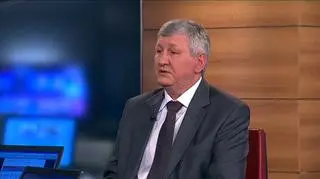Mostostal Płock miał bardzo słaby rok, wyniki za 2010 są dużo niższe niż za 2009. Prezes spółki w liście do akcjonariuszy wyjaśnia, że znaczne pogorszenie wyników związane jest m.in. ze spowolnieniem procesów inwestycyjnych u tradycyjnych, głównych zleceniodawców, nasileniem się konkurencji na rynku usług budowlano-montażowych i drastycznym pogorszeniem się sytuacji w zależnym Centromoście. O szczegółach opowiada Wiktor Guzek, prezes Mostostalu Płock. 