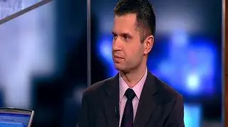 Financial Times dotarł do tajnego raportu MFW. Fundusz miał w nim zaproponować, by strefa euro umożliwiła nowym krajów Unii tak zwane "quasi-członkostwo" - czyli przyjęcie wspólnej waluty, ale bez zasiadania w radzie Europejskiego Banku Centralnego. W programie "90 Minut" ekonomista BZ WBK Piotr Bujak komentuje to doniesienia, mówiąc, że w przypadku kraju takiego jak nasz, jednostronne przyjęcie euro byłoby technicznie bardzo trudne.

