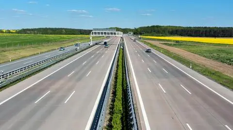 Opłaty za autostrady miały przynosić budżetowi Niemiec około 500 mln euro rocznie