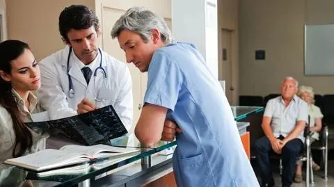 Jakich pracowników jest za mało, jakich za dużo