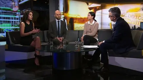 Debata młodych w TVN24 BiS o poświątecznych wyprzedażach w sklepach