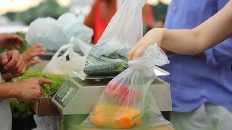 May przedstawiła plany ograniczenia plastikowych odpadów