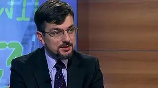 Samorządy coraz częściej emitują obligacje zamiast zaciągać kredyt. Chociaż zadłużenie samorządów wzrosło w pierwszym półroczu 2010 roku do 41,2 miliardów złotych, inwestorzy nie wątpią w ich dobrą kondycję finansową i chętnie kupują obligacje. Czy warto je kupować? Na to pytanie odpowiedział Marcin Święcicki, kierownik Zespołu Transakcji Samorządowych w PKO BP.