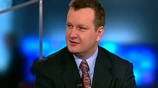 Kryzys dosięga już praktycznie wszystkich. Łamią się rynki finansowe, nie radzą sobie firmy. Na domiar złego - dziś wielki spadek złotego. Frank szwajcarski osiągnął już poziom 3,32 zł. Co z firmami które mają kredyty?
