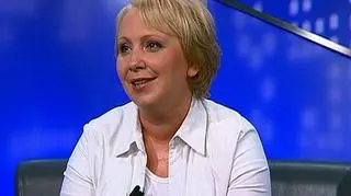 Jak zdobyć cenne informacje o konkurencji? Jak dowiedzieć się o tym co szwankuje w naszej ofercie, a co jest lepszego w programie oferowanym przez innych? Warto skorzystać ze sposobu na tzw. "tajemniczego klienta". W wielkim skrócie jest to osoba, która idzie do konkurencji i będąc zwykłym klientem, wróci do nas z interesującymi nas informacjami. Nie wszystko jednak jest takie łatwe i takie proste jakby się mogło wydawać. Na ten temat w programie "Biznes Lunch" Paweł Blajer rozmawiał z Moniką Sadzyńską, dyrektorem Działu Obsługi Klienta MarketShare.