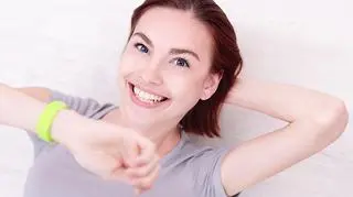 Pojawienie się technologii ubieralnych: zegarków, czujników, inteligentnych ubrań, biżuterii to wynik korelacji trendów technicznych, ale także społecznych - wskazują eksperci.