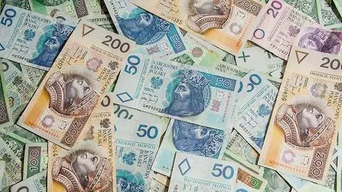 Rząd chce zobowiązać samorządy do raportowania o podatkach