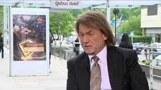 Jan Kulczyk inwestuje w Afryce. Kulczyk Oil Ventures - wraz z zagranicznymi partnerami - kupił od Shella złoża gazu i ropy w Nigerii. Ale Jan Kulczyk mówi w rozmowie z TVN CNBC, że Afryka to nie tylko miejsce eksploatacji surowców - ale też dostarczania towarów na tamtejszy, szybko rosnący, rynek.
