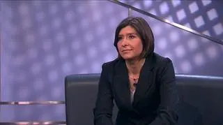 4 grudnia wchodzą w życie nowe przepisy transportowe. Firmy zajmujące się przewozami międzynarodowymi będą musiały wyrabiać nowe licencje międzynarodowe oraz zezwolenia na transport krajowy. Przewoźnicy będą musieli mieć także bazę eksploatacyjną a także zabezpieczenie finansowe. O szczegóły pytał Paweł Blajer Joannę Dudek, partnera w kancelarii prawniczej Deloitte Legal.