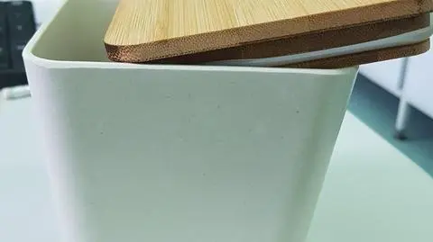 Pojemnik Bamboo natural. Jedna partia produktu wycofana ze sprzedaży