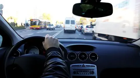 Motoryzacja. Uber będzie współpracował z głuchymi kierowcami