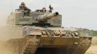 30.09 | Za kilka dni Monda i Bari napadną na Wislandię. Do obrony przygotowywuje się Wojsko Polskie. Czasu mało bo faza zbrojna ćwiczeń Anakonda 2010 zaczyna się za kilka dni. Walkę z kim trenuje nasze wojsko?