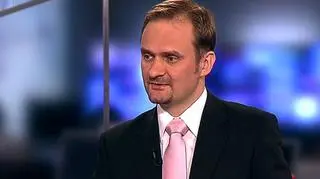 Wezwania na sprzedaż akcji Prospera i Torfarmu pokazały, że z niekorzyścią dla drobnych akcjonariuszy można obejść przepisy dotyczące wezwań. Komisja Nadzoru Finansowego chce te przepisy poprawić, aby skuteczniej chronić niewielkich akcjonariuszy. Jakie będą nowe przepisy? Czy zmiana będzie duża? Na te pytania odpowiadał gość "Dnia na Rynkach" Robert Wąchała, dyrektor departamentu nadzoru obrotu KNF.