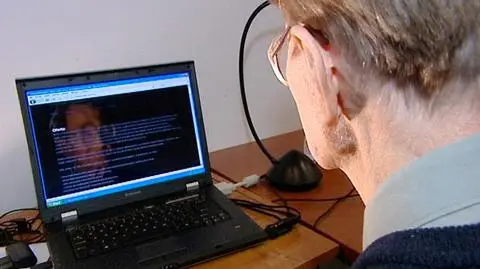 Seniorów coraz więcej, także tych online