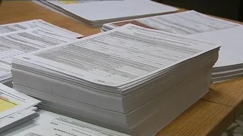 Pracownik, który chciałby, aby to pracodawca rozliczył jego dochód za ubiegły rok, powinien złożyć płatnikowi przed 10 stycznia oświadczenie PIT-12