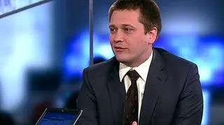 Spółka zależna NFI Magna Polonia chce zainwestować w telewizję mobilną. Magna Polonia wie już, skąd weźmie pieniądze - wyemituje 65 milionów akcji w ramach jednego lub kilku podwyższeń kapitału. O szczegółach samej inwestycji, jak również jej finansowaniu Robert Stanilewicz rozmawiał w "Dniu na Rynkach" z prezesem NFI Magna Polonia, Albertem Kuźmiczem. 