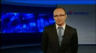 Europejski Bank Centralny pośrednio pomoże Grecji. EBC przekaże zysk z greckich obligacji bankom centralnym Eurolandu - a te przekażą pieniądze rządom. Te ostatnie z kolei będą mogły użyć tych pieniędzy po to, by pomóc Atenom. O tym jak sytuacja Grecji odbija sie na foreksie w rozmowie z Cezarym Chrapkiem, analitykiem rynku walutowego i obligacji Citi Handlowego