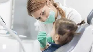 Ponad połowa 3-latków i 90 proc. 15-latków ma próchnicę