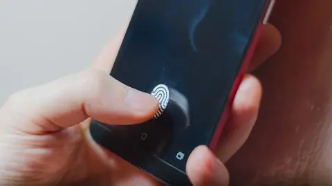 Policja z Florydy próbowała odblokować telefon palcem zmarłego