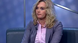 Urlop tacierzyński. Jeden z naszych widzów wysłał do nas pytanie: „Czy mogę się podzielić z mężem urlopem macierzyńskim i wychowawczym – jak załatwić wszystkie formalności?” Odpowiedzi na pytanie szukaliśmy wraz z Magdaleną Zwolińską z Kancelarii Raczkowski i Wspólnicy.