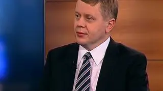 Telekomunikacja Polska podważa arbitraż w sporze z DPTG. Pozew wpłynął do sądu w Austrii. Polska spółka chce uchylenia wyroku Sądu Arbitrażowego, który nakazał jej wypłatę gigantycznego odszkodowania - ponad półtora miliarda złotych. TP SA  zapłaciła duńskiej firmie 100 milionów euro i uważa sprawę za zamkniętą. O szczegółach z prezesem TP SA, Maciejem Wituckim, rozmawiał Mikołaj Kunica.