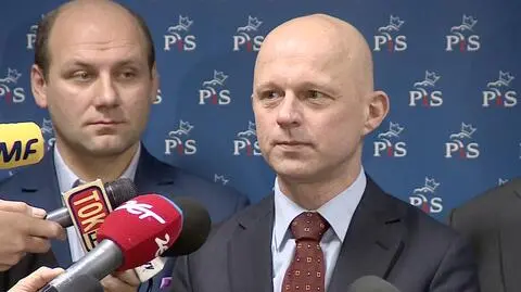 Paweł Szałamacha podczas konferencji prasowej.