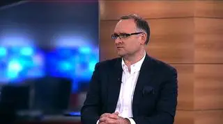 One-2-One ma umowę inwestycyjną z funduszem Yourkville ws. dokapitalizowania. Spółka w zamian za akcje nowej emisji dostanie 12 mln zł w ciągu 3 lat. Rozmowa z Piotrem Majchrzakiem, prezesem One-2-One.