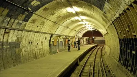 Restauracje powstaną w zamkniętych stacjach londyńskiego metra