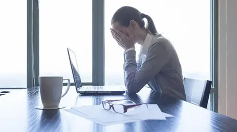 "Rynek pracy nadal w głębokiej depresji". Liczba ofert ponownie zanurkowała