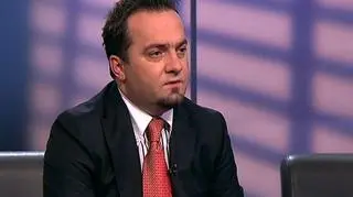 Przyszłość fabryki Opla w Gliwicach wydaje się bezpieczna - ocenia w TVN CNBC Biznes Przemysław Byszewski z GM Poland. Polska fabryka przygotowuje się do produkcji nowej wersji Opla, której debiut planowany jest na jesieni. O szczegóły tych planów i przyszłości polskiej fabryki Robert Stankiewicz pytał w programie "Pieniądze od Rana" Przemysława Byszewskiego z GM Poland.