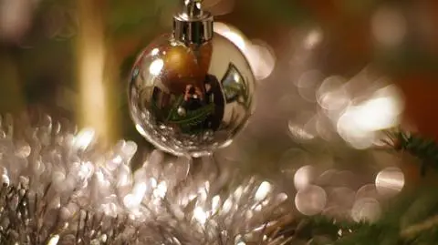 Dziś w TVN24 Biznes i Świat: Polacy w drodze po prezenty, ludzie walczący z ebolą wyróżnieni