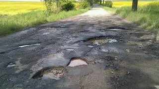 Przyczyną wielu wypadków jest zły stan infrastruktury drogowej