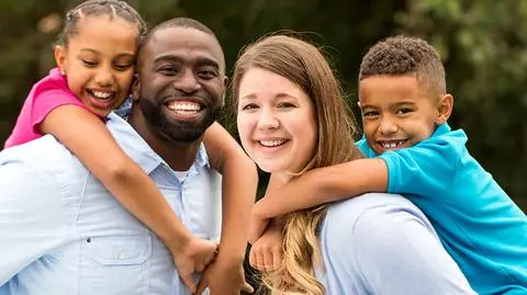 500 plus dla cudzoziemców - jeśli w Polsce pracują i mieszkają