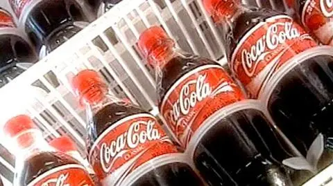 Świat wypił Coca-Coli za prawie 9 miliardów dolarów