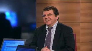 Spółka od początku roku zyskała 100%, kurs rośnie od informacji o dużym kontrakcie jesienią, a następnie po zapowiedzi skupu. Spółka zapewnia, że będzie realizować wcześniejsze plany i przychody 2011 przekroczyły 620 mln zł. Rozmowa z prezesem spółki, Tadeuszem Kurkiem.